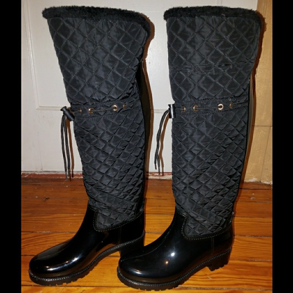 Black Knee High Rain Boots w/ Ful Faux Fur Lining